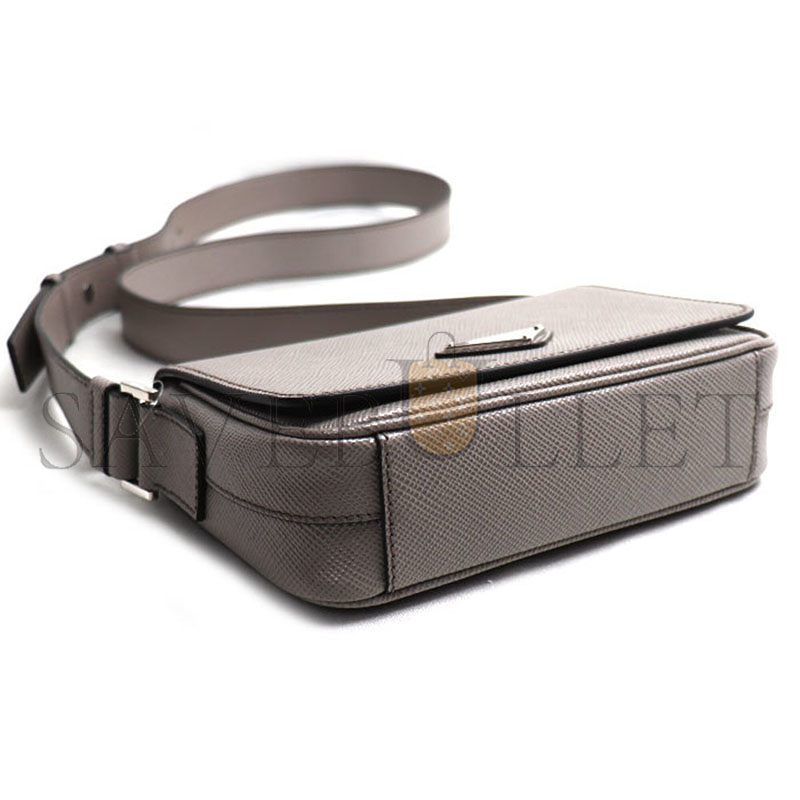 PRADA SAFFIANO TRIANGLE LOGO SHOULDER BAG 2VD065 (19*13*5cm)